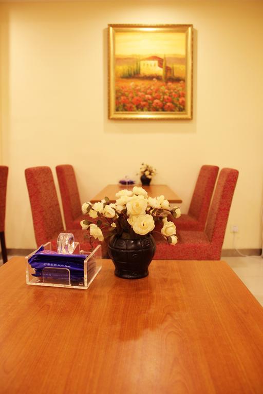 Hanting Express Kunming Stadium Branch Buitenkant foto