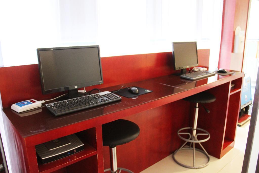 Hanting Express Kunming Stadium Branch Buitenkant foto