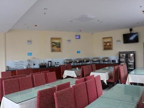 Hanting Express Kunming Stadium Branch Buitenkant foto